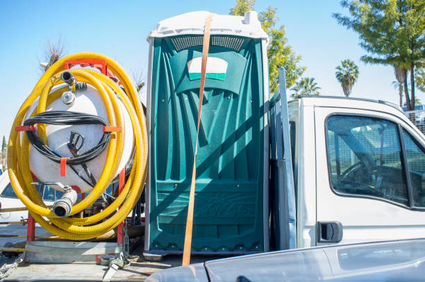 Best Construction site porta potty rental  in Burlington, KS