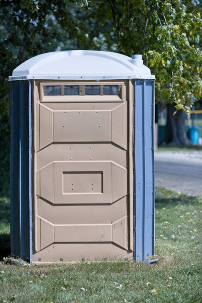 Portable Toilet Options We Offer in Burlington, KS