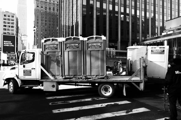 Best Wedding porta potty rental  in Burlington, KS